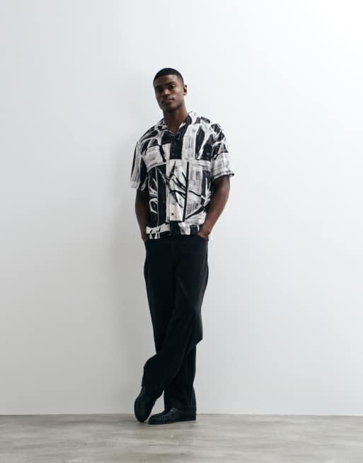 HUGO Red revere collar printed shirt in black, 4 of 5