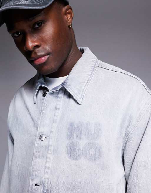 HUGO RED - Ruimvallend denim jack met stacked logo in gebleekte wassing, 4 van 4