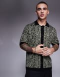 [Hugo Red] HUGO RED Sgeo snakeskin pattern button through short sleeve knit polo in light green 2XL Light green