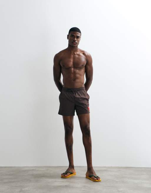 HUGO Red - Short de bain à logo encadré - Marron, 3 de 5