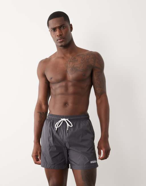 HUGO Red - Short de bain à logo imprimé - Gris foncé, 2 de 5