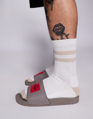 Hugo Red Timein Box Logo Slides In Gray