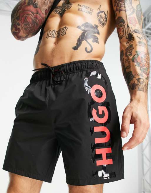 Hugo Reef - Sorte badebukser med stor logo 