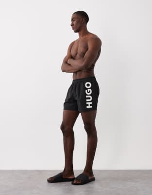 HUGO Swimwear - Abas - Badeshorts in Schwarz Schwarz W38