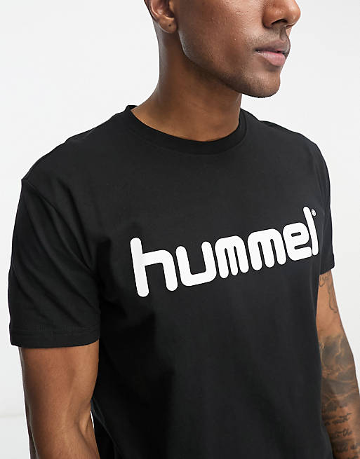 Hummel – Baumwoll-T-Shirt in Schwarz mit Logo | ASOS