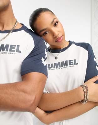 Hummel - Blocked - Unisex-T-Shirt in Weiß