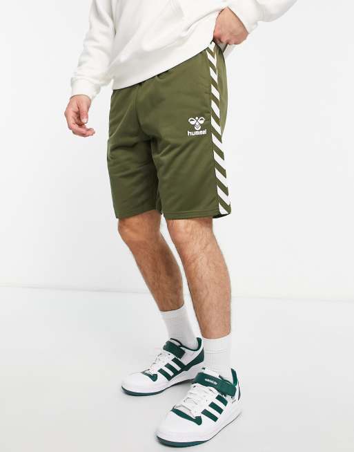 håndtering Invitere lindre Hummel classic track shorts in olive | ASOS