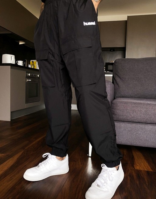 Hummel Hive cargo pants with front pockets in black
