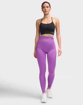 hummel - Leggings in Brombeerlila