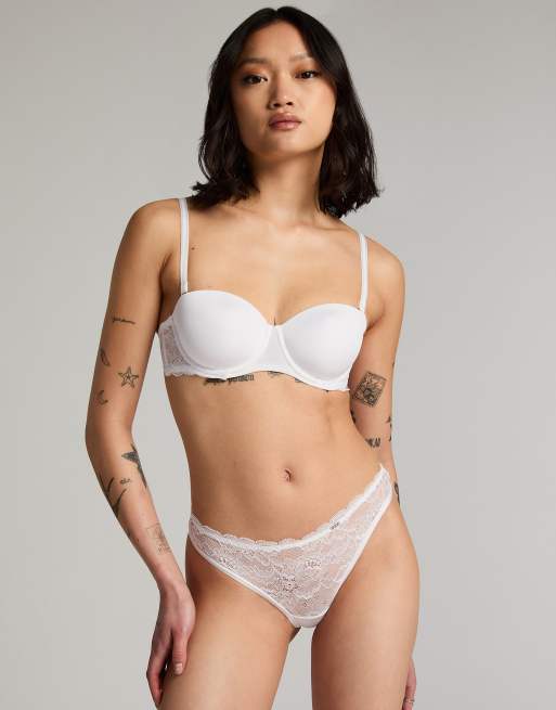 Hunkemöller – Angie Valentine – Gepolsterter, trägerloser Bügel-BH in Weiß, 3 von 4