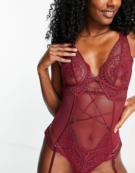  Hunkemoller Brooklyn lace triangle bodysuit with suspender detail in red 
