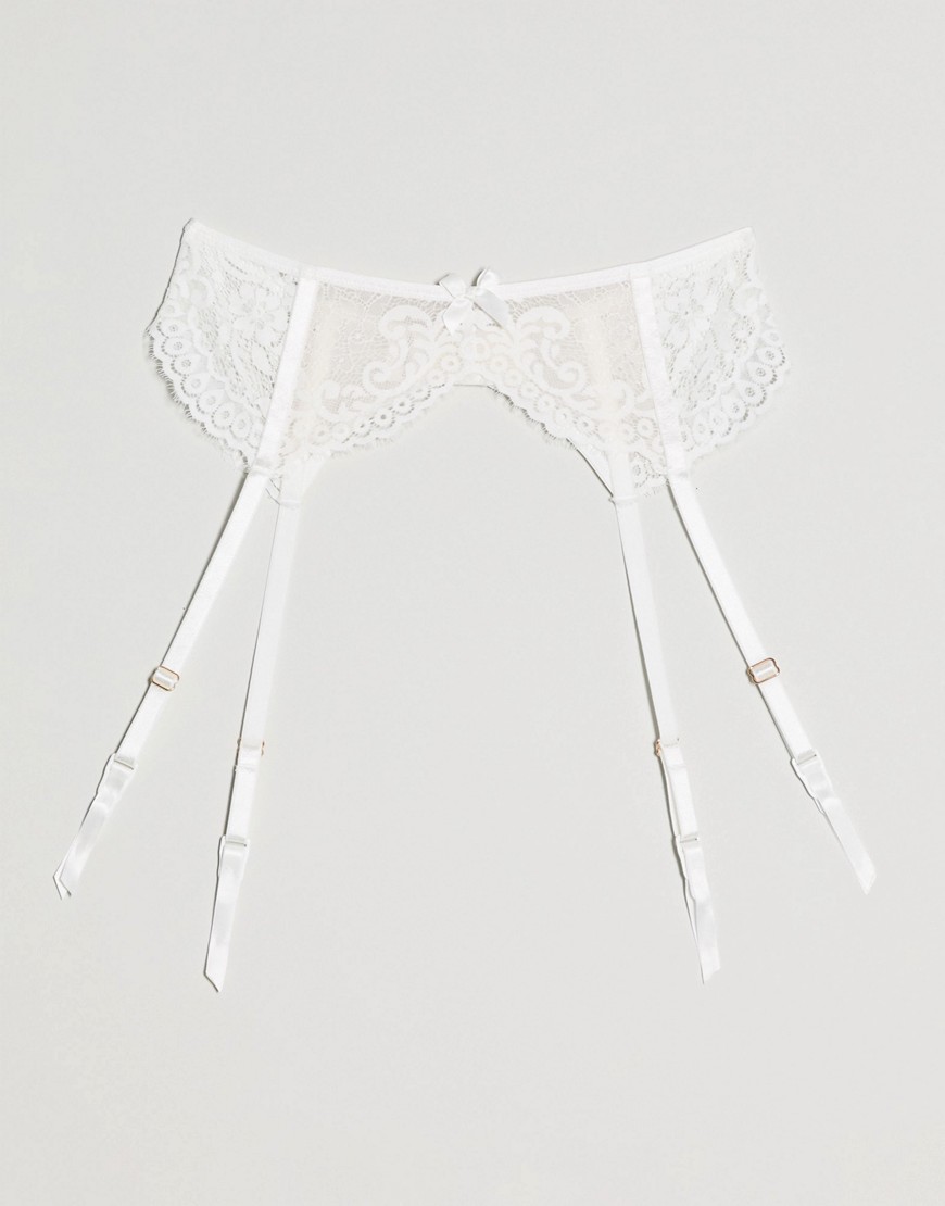Hunkemoller Cardi lace suspender belt in white