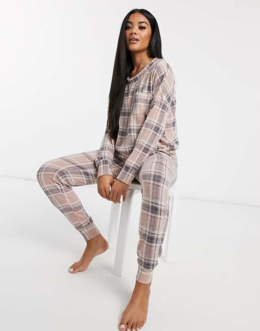 Hunkemoller check soft touch pyjama top in pink