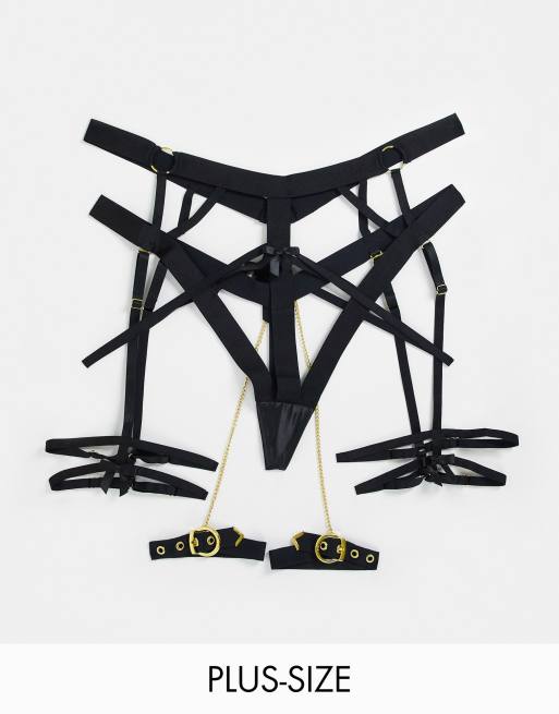 Hunkemoller Curve – Minx – Czarne stringi z paskiem do pończoch i odpinanymi kajdankami