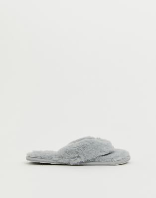 furry thong slippers