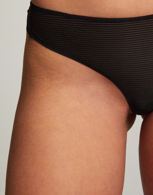 Hunkemöller – Invisible – Tanga aus gestreiftem Netzstoff in Schwarz, 2 von 3