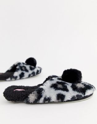leopard print mule slippers