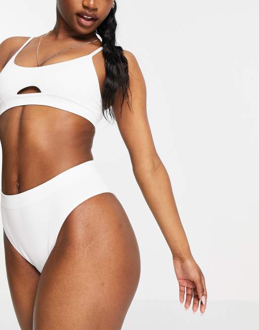 Hunkemoller POP seamless scoop neck cutout bralette in white - WHITE, 4 of 4