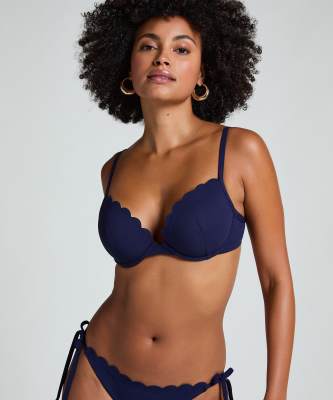 Hunkemöller - Push-up-Bikinioberteil in Blau mit Bügeln und Bogenkante, Cups A-E
