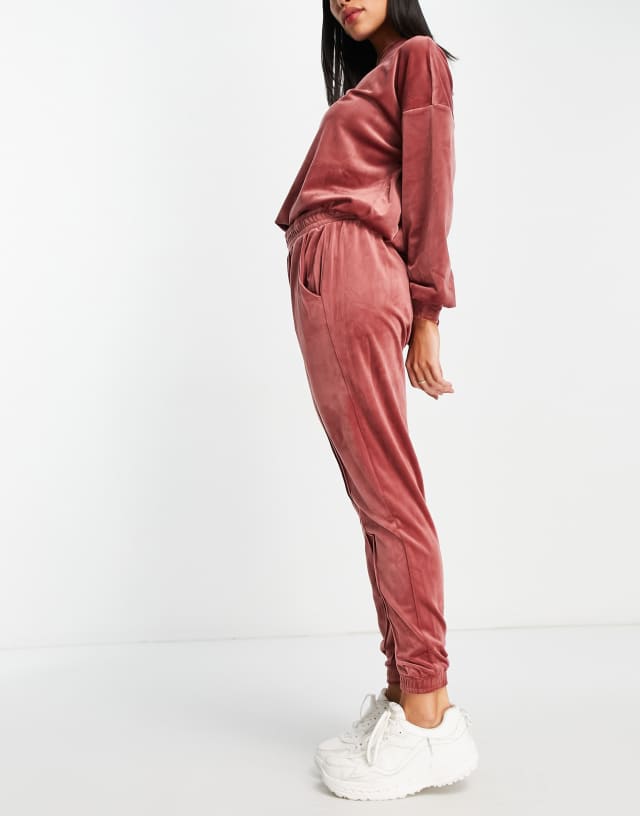 Hunkemoller ribbed velour sweatpants in rosewood