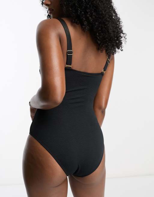 Hunkemoller scallop balcony swimsuit in black, 3 of 4