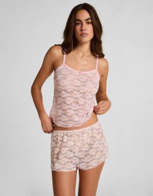 Hunkemoller - Shorts aus Spitze in Rosa Rosa XL