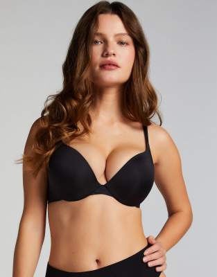 Hunkemöller - Weicher wattierter Push-up-BH in Schwarz mit Bügel