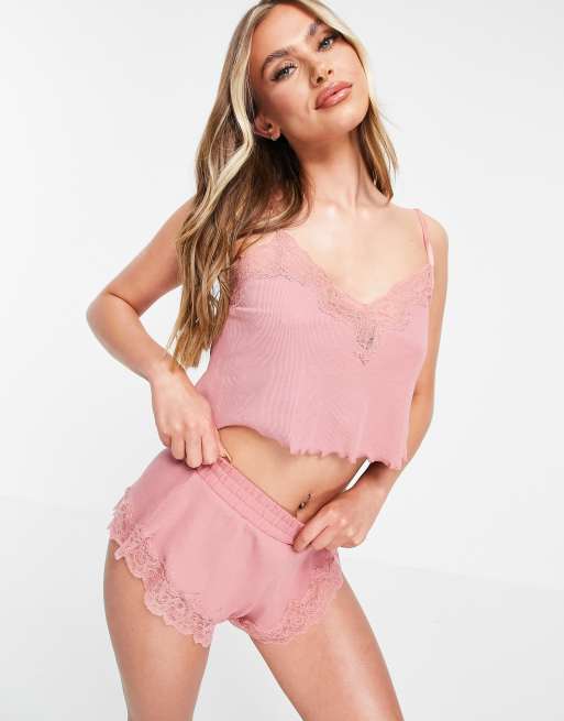 Hunkemoller x NA-KD – Mia – Różowy top na ramiączkach z koronkowym wykończeniem