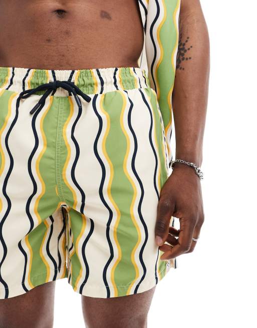 Hunky Trunks - Badeshorts med bølgestriber i grøn og hvid - Del af sæt, 3 af 5