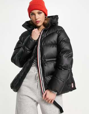 Hunter A-line puffer jacket in black