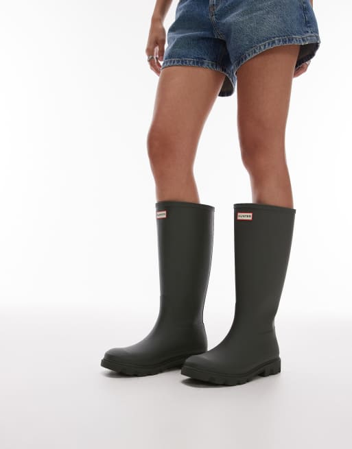 Hunter – Downpour – Gummistiefel in dunklem Olivgrün mit hohem Schaft, 2 von 4
