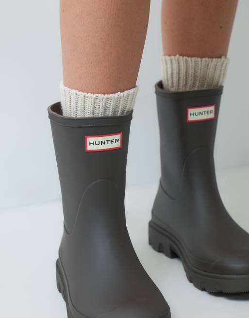 Hunter Downpour short wellington boot in chocolate brown, 4 of 4