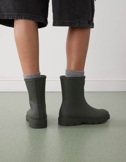 Hunter Downpour short wellington boots in dark olive ASOS