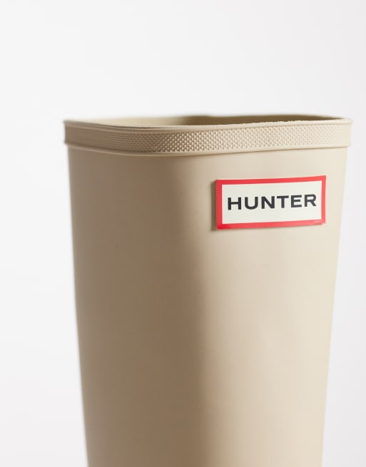 Hunter Downpour tall wellington boot in beige, 2 of 4