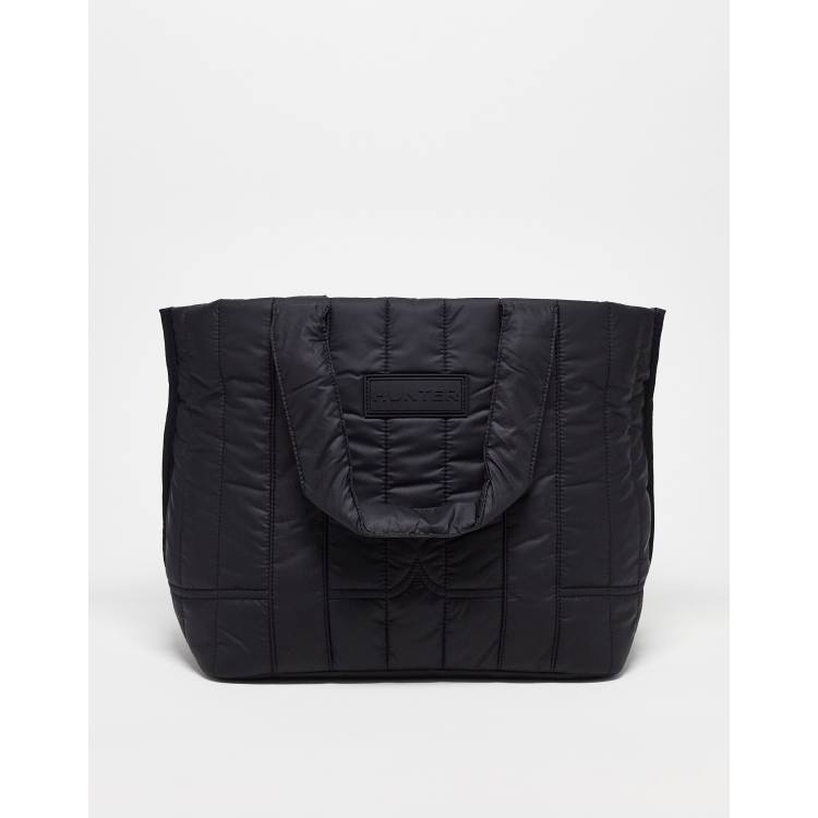 Hunter Intrepid puffer tote in black | ASOS