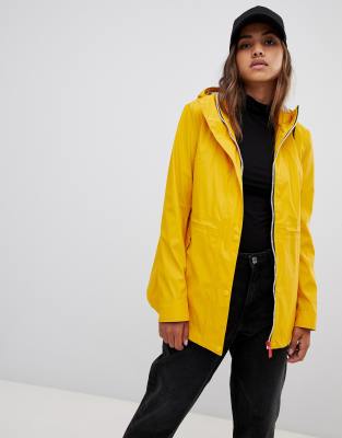 rubberised rain mac