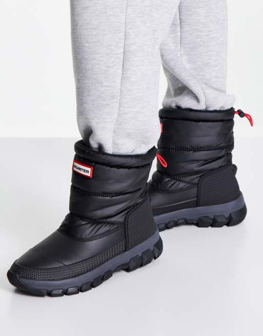 Hunter short hot sale snow boots