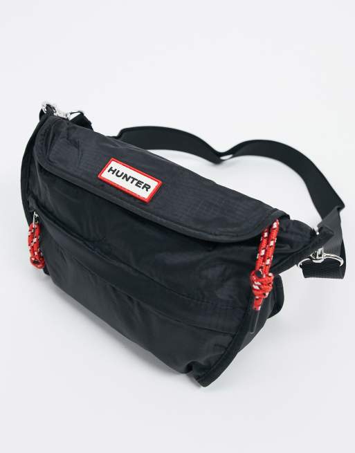 Download Hunter Original ripstop packable cross body bag in black ...