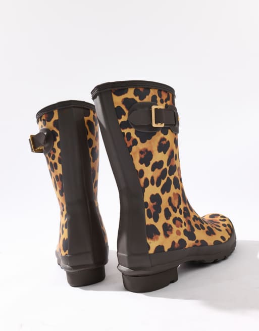 Hunter Original short leopard boot in multicoloured, 2 of 4