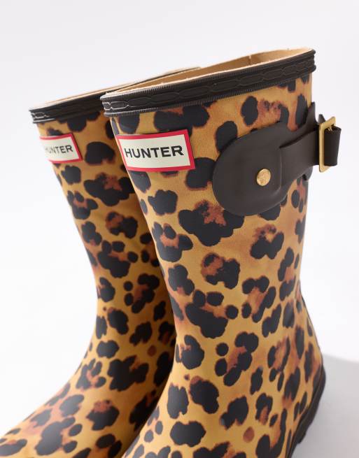 Hunter Original short leopard boot in multicoloured, 3 of 4