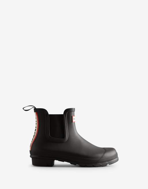 Hunter Original short tri-colour Chelsea gumboots in black, 3 of 4