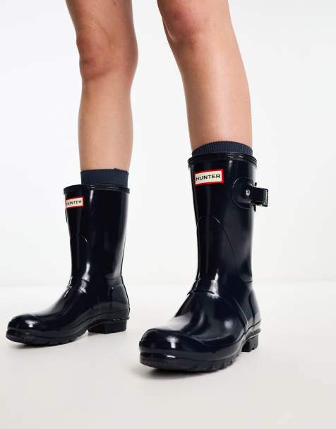 Hunter Original Short Wellington in Navy - view 1