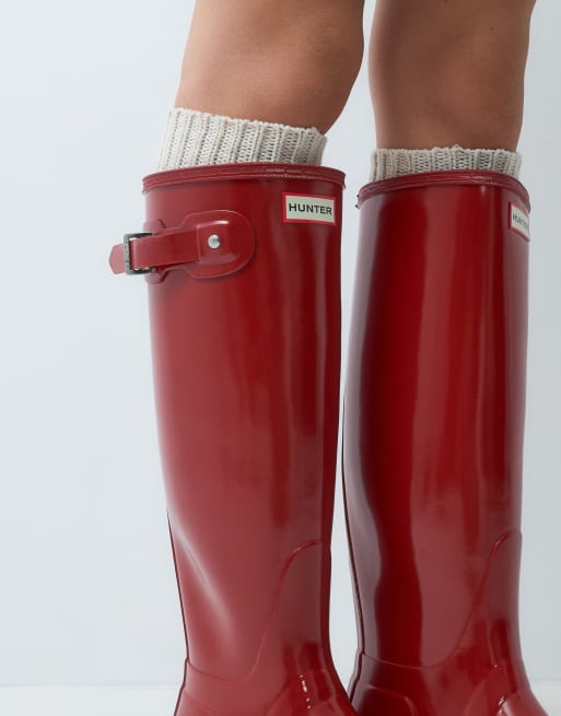 Hunter Original tall gloss gumboots in merlot, 2 of 4
