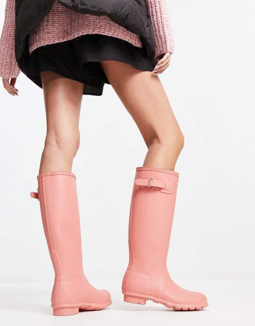 Hunter Original tall gumboots in pink, 4 of 4