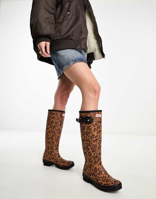 Leopard store hunter boots