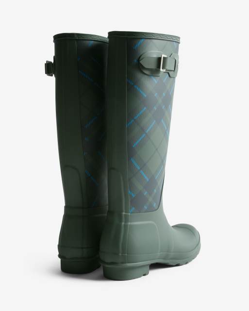 Hunter Original tall tartan print wellington boots in dark olive - exclusive to asos, 2 of 4