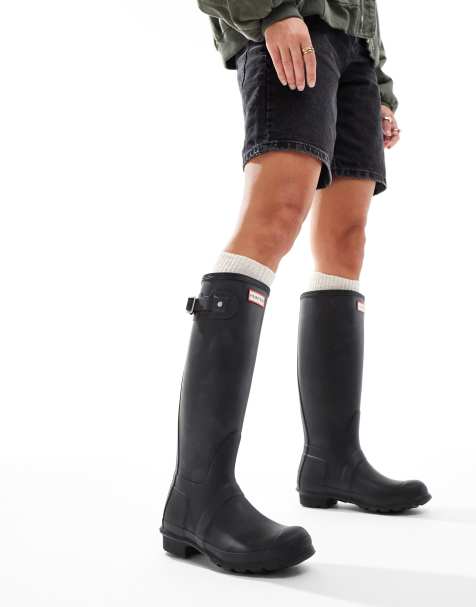 Hunter Original tall wellington boots in black - view 1