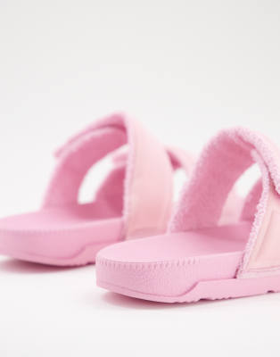 slides adjustable strap