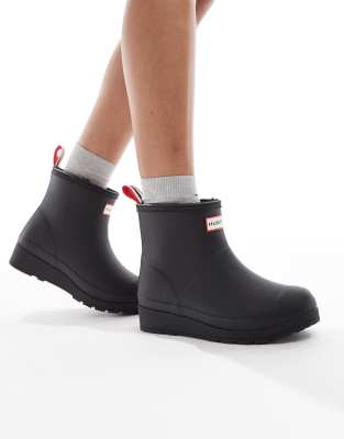 Hunter - Play - Gefütterte, kurze Stiefel in Schwarz