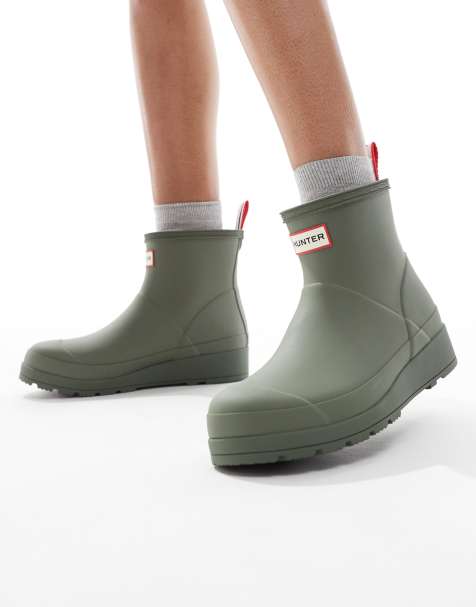 Hunter Play short boots in dark olive - view 1